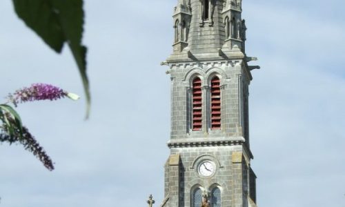 eglise de sainte reine de bretagne.jpg